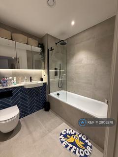 undefined, Waters Edge Court, London, E3