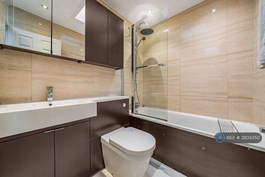 2nd Floor Bathroom