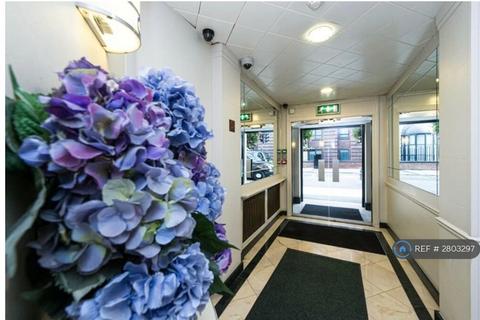 2 bedroom flat to rent, Clarewood Court, London, W1H