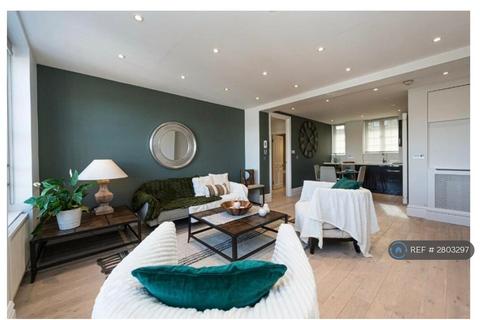 2 bedroom flat to rent, Clarewood Court, London, W1H