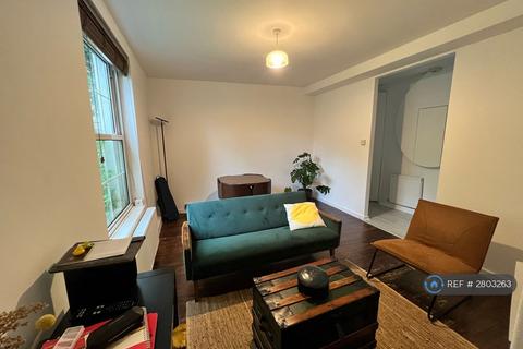 2 bedroom flat to rent, Crowland House, London, NW8