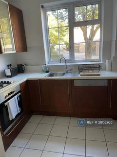 2 bedroom flat to rent, Crowland House, London, NW8