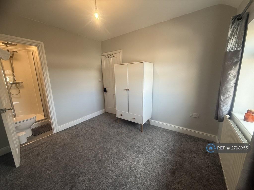 Room2 - En-Suite