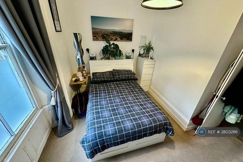 1 bedroom flat to rent, Quayside, Falmouth, TR11
