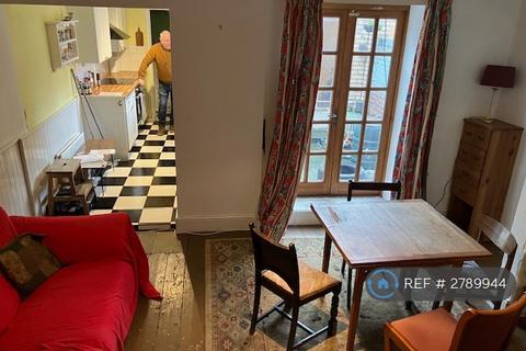 3 bedroom terraced house to rent, Heaton Park Road, Newcastle Upon Tyne, NE6