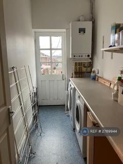 3 bedroom terraced house to rent, Heaton Park Road, Newcastle Upon Tyne, NE6