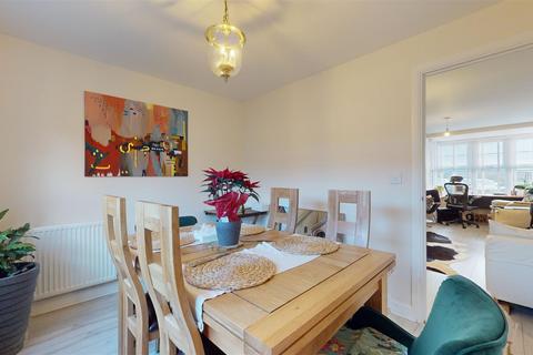 4 bedroom detached house for sale, Westergate Avenue, Milton Keynes MK10