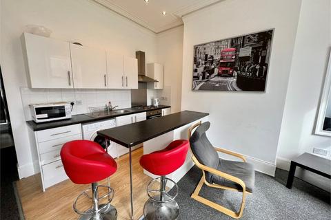 2 bedroom apartment to rent, Summerhill, Thornhill, Sunderland, SR2