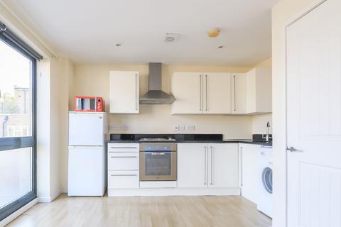 1 bedroom flat to rent, Barnet Grove, London, E2