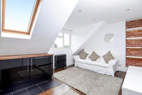 1 bedroom apartment to rent, Acton, London. W3