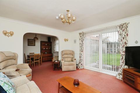 3 bedroom semi-detached house for sale, Hillside, Marham
