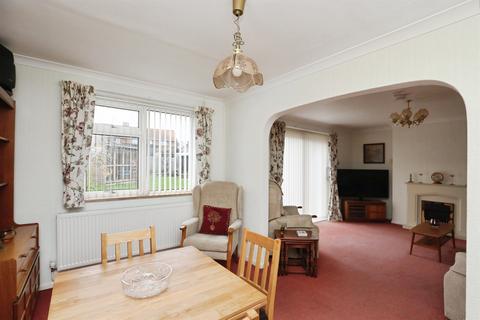 3 bedroom semi-detached house for sale, Hillside, Marham