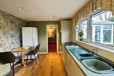 3 bedroom semi-detached house for sale, Trent Drive, Bury
