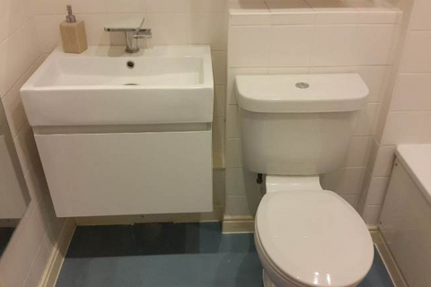 Studio to rent, Jasper Avenue, London W7