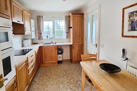 2 bedroom bungalow for sale, Oakleigh Drive, Swaffham