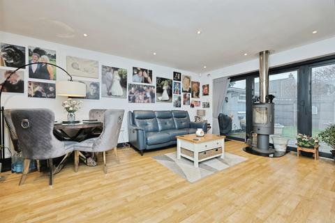 undefined, Priory Close, Sporle