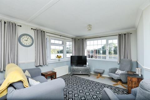undefined, Plumtree Mobile Home Park, Marham