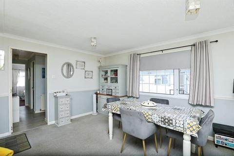 undefined, Plumtree Mobile Home Park, Marham