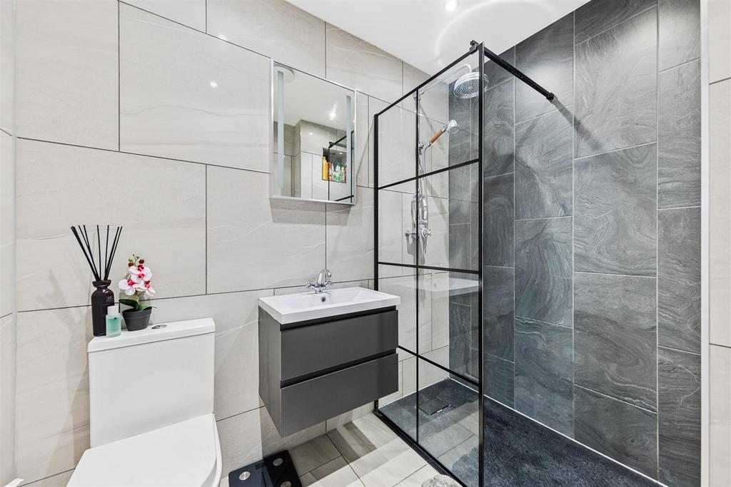 10 Bedford Rd Web23.jpg