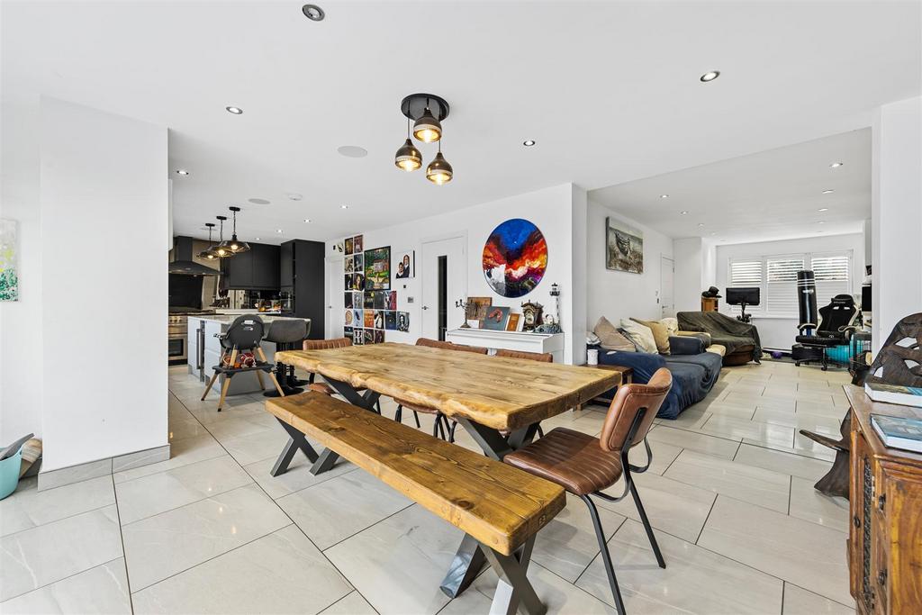 10 Bedford Rd Web30.jpg