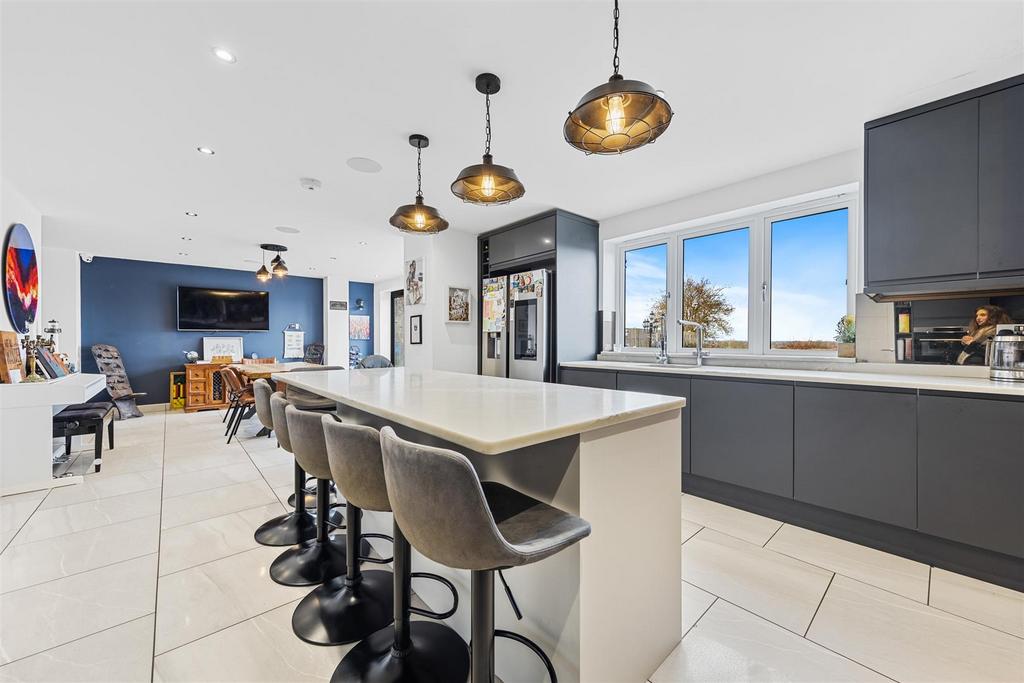 10 Bedford Rd Web26.jpg
