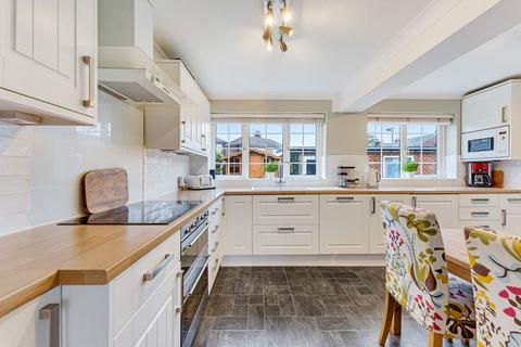 4 bedroom semi-detached house for sale, Hayfield Avenue, Manchester M29