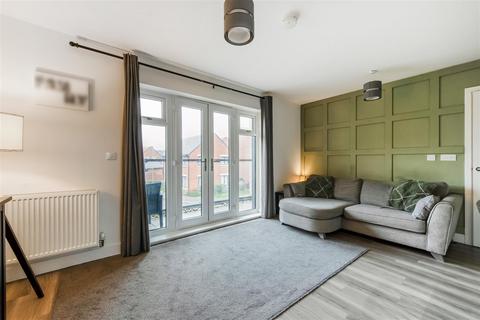 2 bedroom flat for sale, Brocade Road, Andover