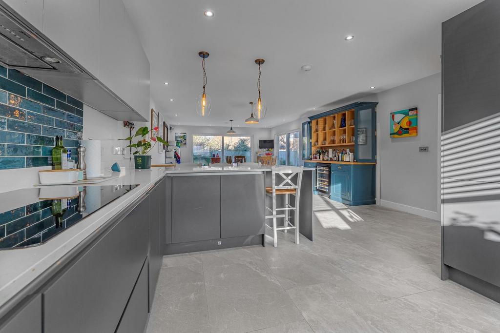 SOCIAL KITCHEN SPACE.jpg