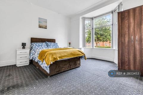 1 bedroom in a house share to rent, Oak Tree Lane, Birmingham, B29