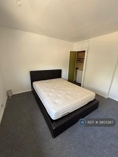 1 bedroom in a house share to rent - Ryvers Road, Slough, SL3