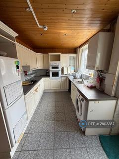 1 bedroom in a house share to rent, Ryvers Road, Slough, SL3