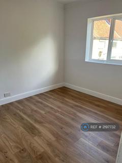 1 bedroom in a house share to rent, Headcorn Road, Bromley, BR1