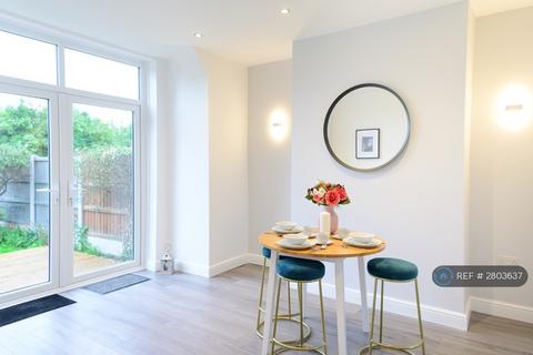 undefined, Bluestone Road, Manchester, M40