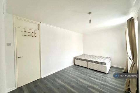 undefined, Westfield, Harlow, CM18