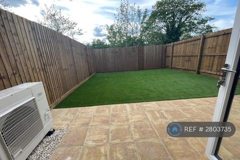 4 bedroom terraced house to rent, Parkes Avenue, Birmingham, B12