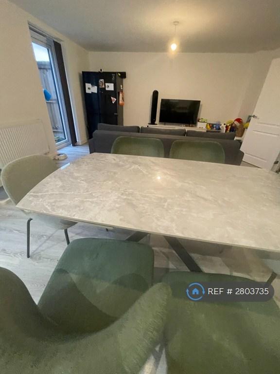 Living /Dinning Area