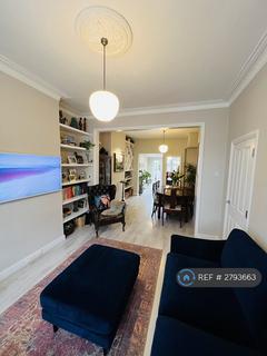 4 bedroom terraced house to rent, Falmer Road, Enfield, EN1
