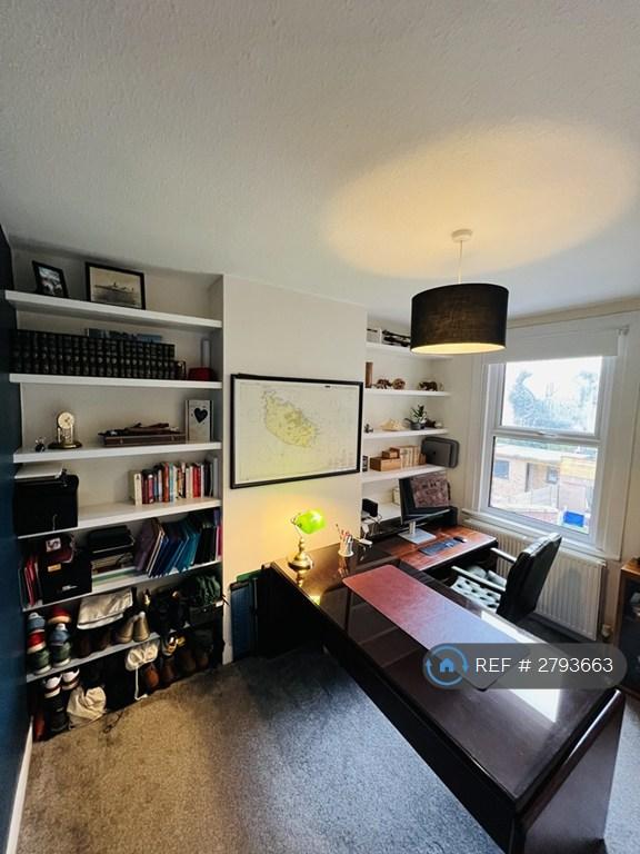 First Floor Double / Office