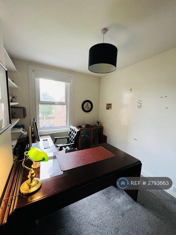First Floor Double / Office
