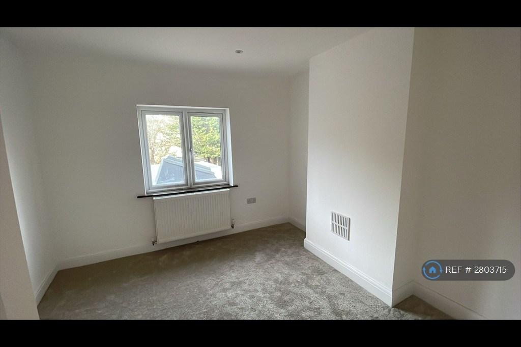 1st Floor Bedroom 4