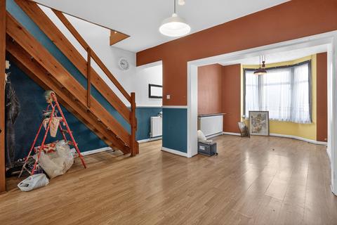 2 bedroom end of terrace house for sale, Sandown Road, London, SE25