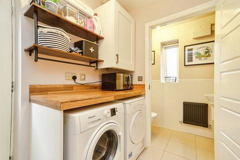 undefined, New Holland Drive, Bradford BD15