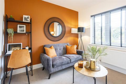 4 bedroom detached house for sale, Buckenham Road, Attleborough