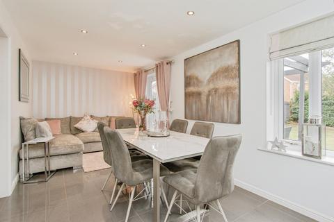 undefined, Valley Court, Castleford