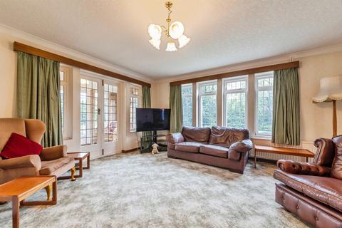 4 bedroom detached house for sale, Grantham Road, Sleaford