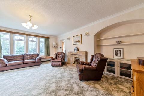 4 bedroom detached house for sale, Grantham Road, Sleaford