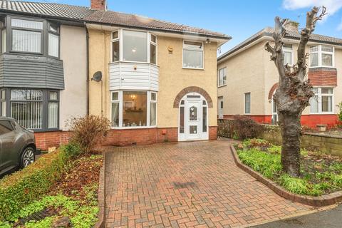 undefined, Central Close, Huddersfield