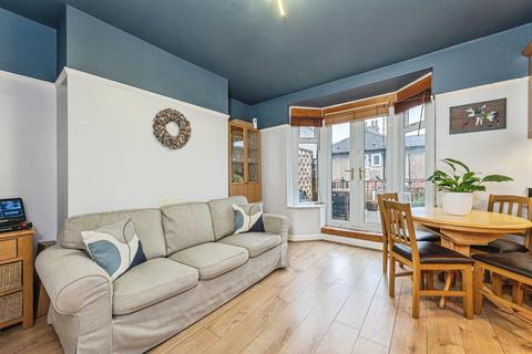undefined, Central Close, Huddersfield
