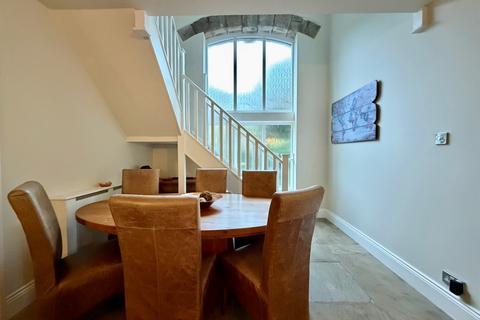 4 bedroom detached house for sale, Grimescar Road, Huddersfield