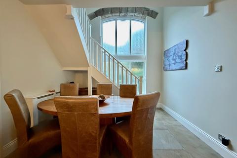 4 bedroom detached house for sale, Grimescar Road, Huddersfield